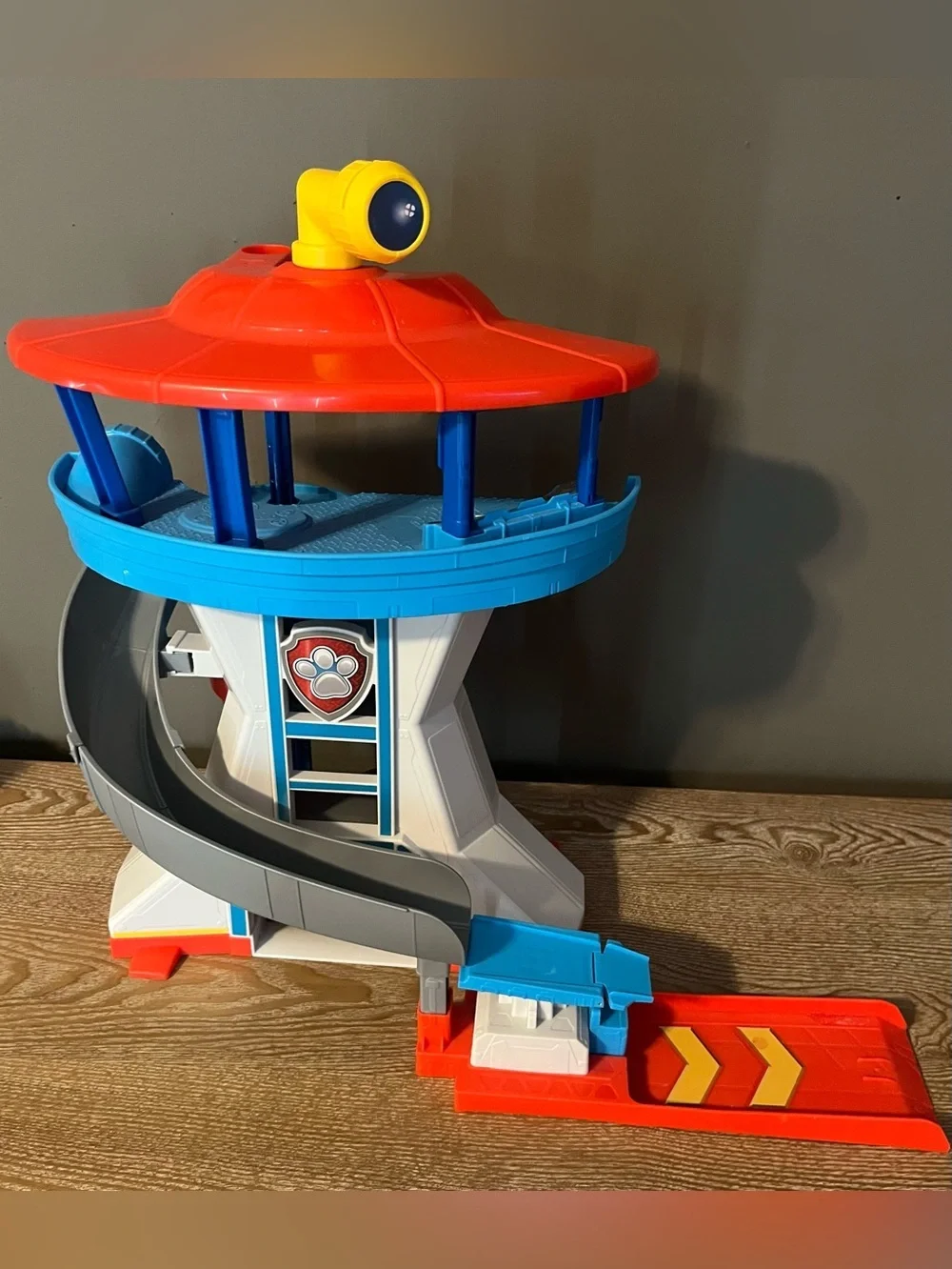Paw Patrol Lookout Playset with Vehicles and Figures